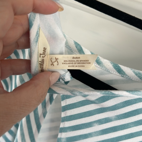 Matilda Jane Tank with keyhole back - Picture 4 of 4